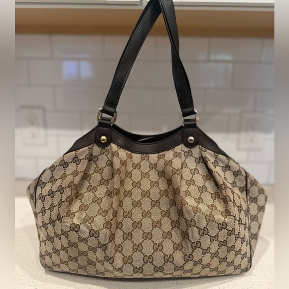 Gucci Handbag - Picture 3 of 16